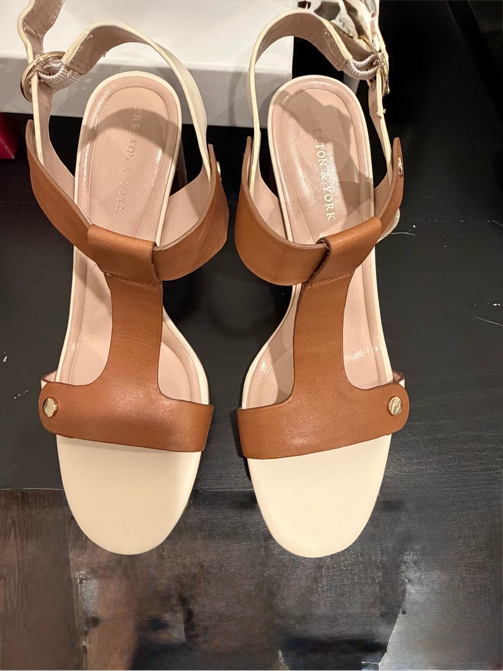 Fay Preston &York Leather Upper Shoes in Light Beige